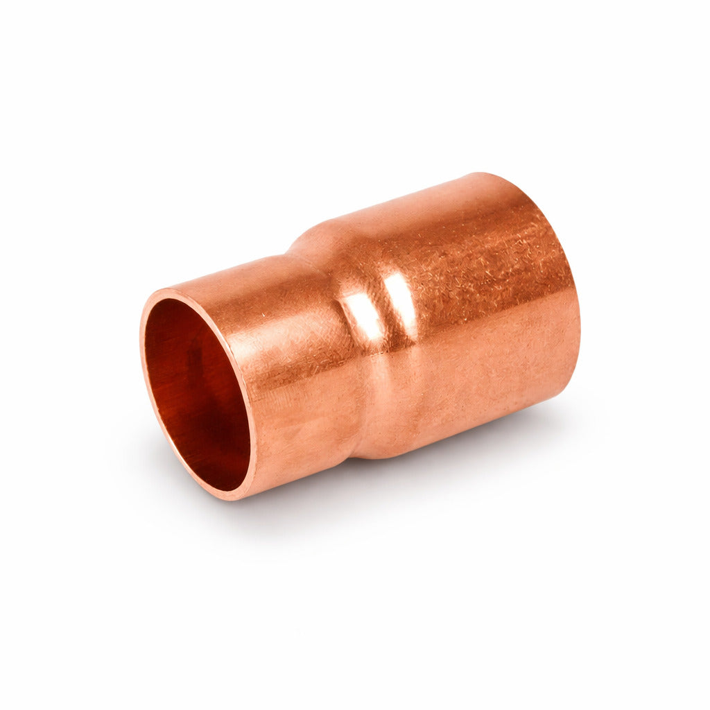 Reducción de cobre tipo campana medida 5/8 a 1/2 pulgadas para soldar marca CUMASTER para sistemas de refrigeración profesional.