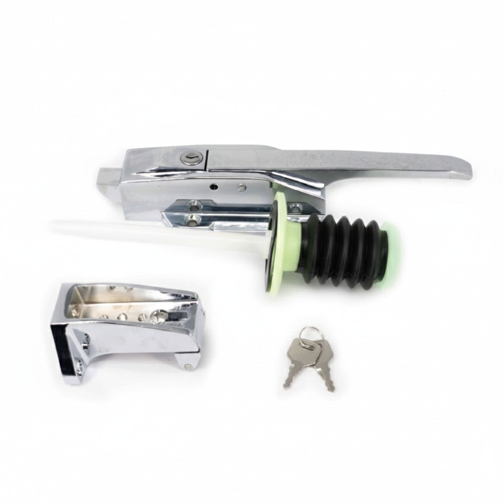 Kit completo de cerrojo cromado con llave de seguridad y perilla de liberación interna para cámaras de refrigeración marca ERO Internacional.