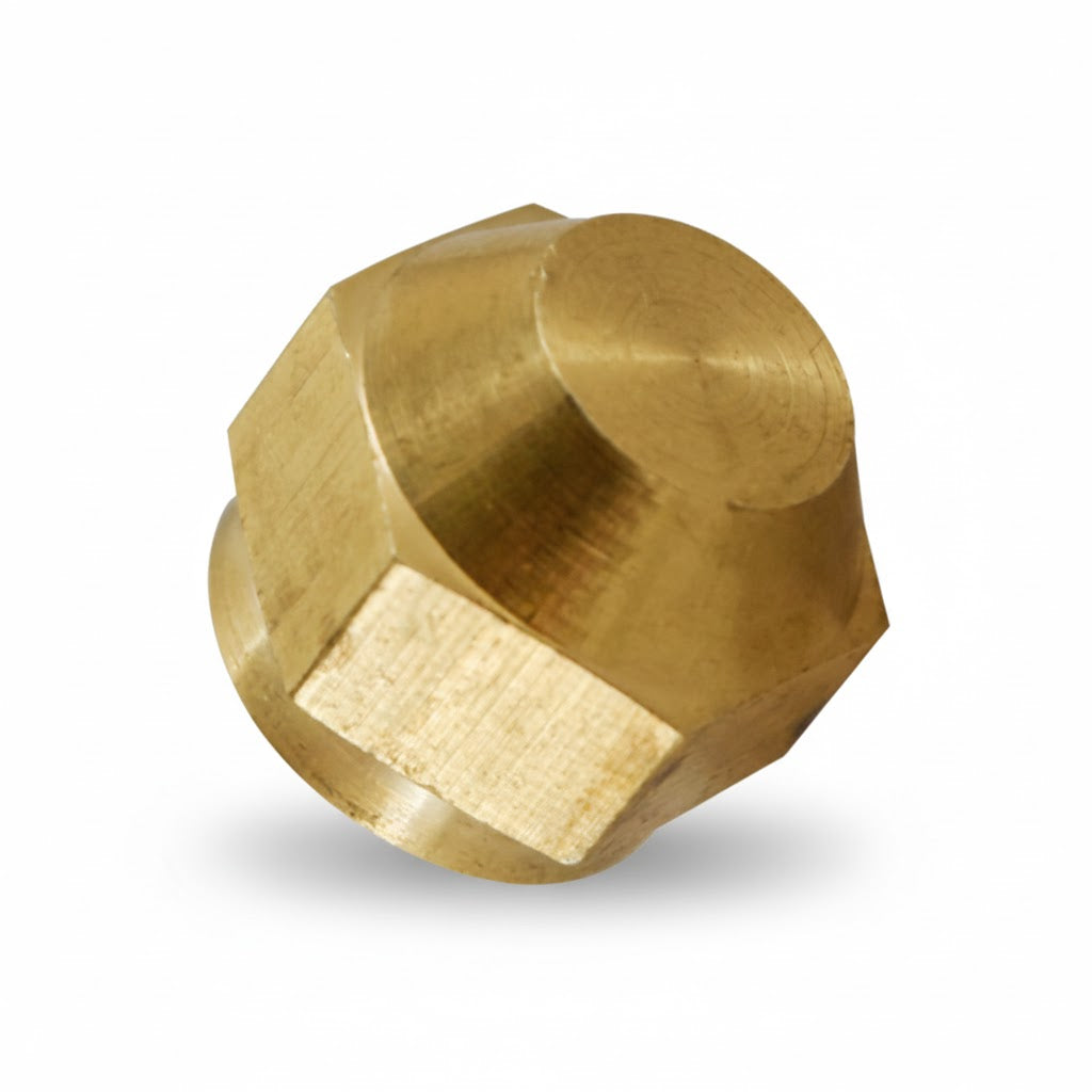 Tapón de bronce hembra con conexión flare de 1/4 de pulgada para sellado de líneas de refrigeración marca ERO.